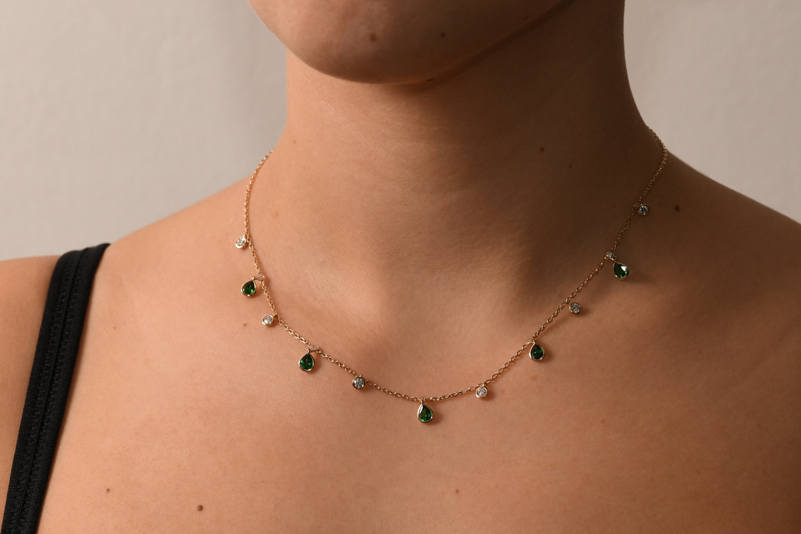 Graceful Drops Necklace