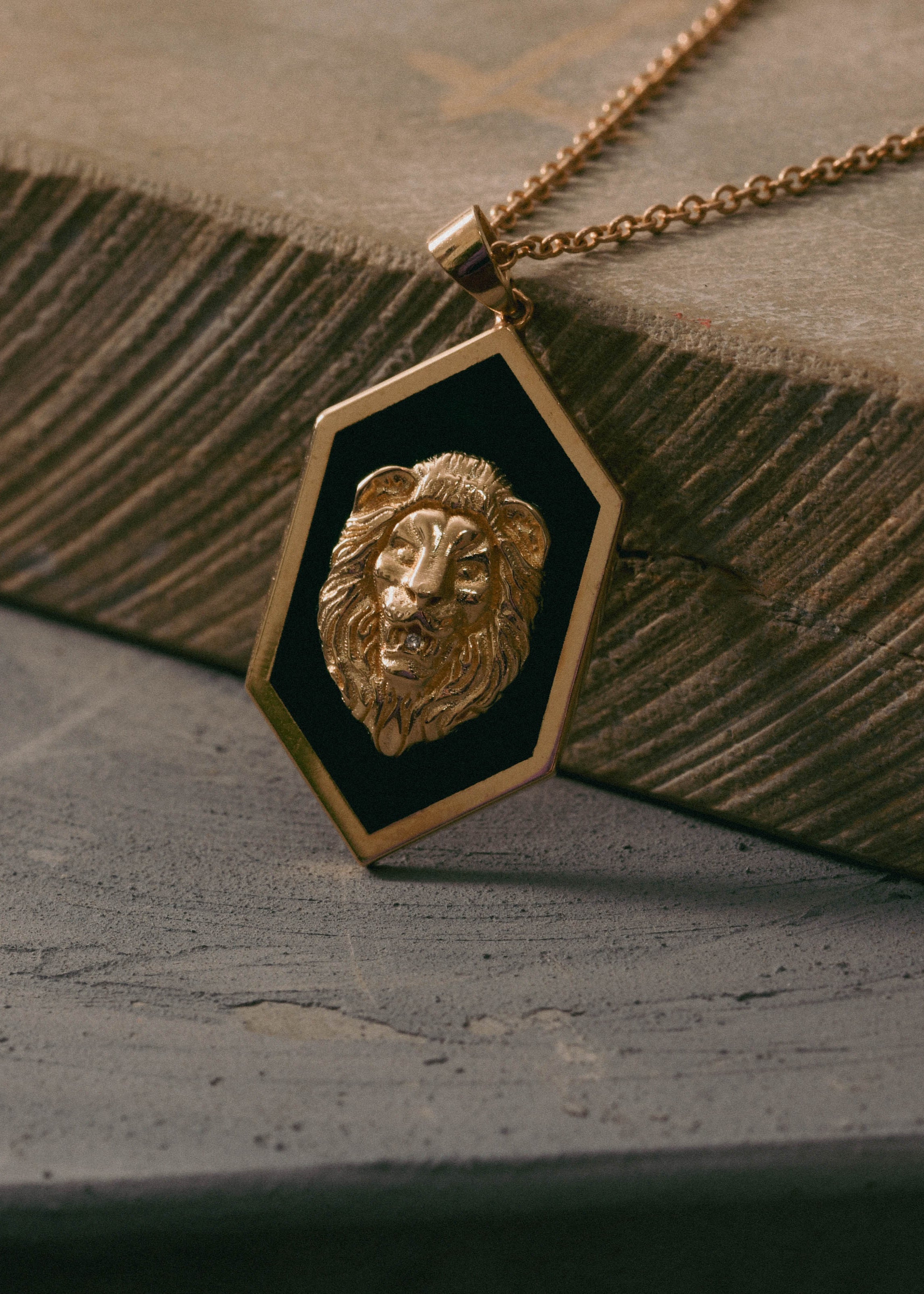 Henia Lion Necklace